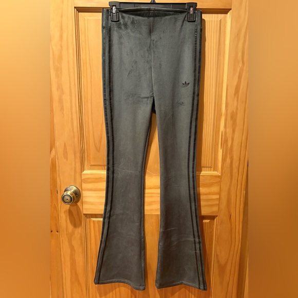 Adidas tracksuit women’s size M grey/charcoal - Picture 10 of 16